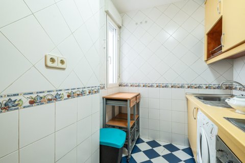 Dzīvoklis īrēšanai Madrid, Spānijā 1 istaba, 53 m2 Nr. 151436 - attēls 17