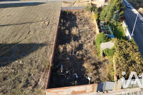 Land plot à La Virgen del Camino, Leon, Espagne 820 m2 No. 185528