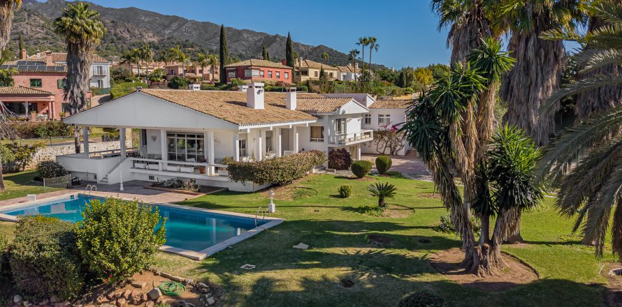 Villa Marbella, Malaga, Spanien 7 Schlafzimmer, 692 m2 Nr. 135462