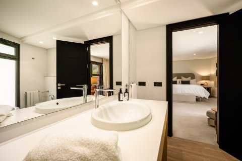 Villa à vendre à Marbella, Malaga, Espagne, 5 chambres, 722 m2 No. 135465 - photo 23
