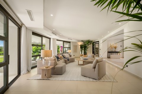 Villa till salu Marbella, Malaga, Spanien 5 sovrum, 722 kvm. Nr. 135465 - foto 2
