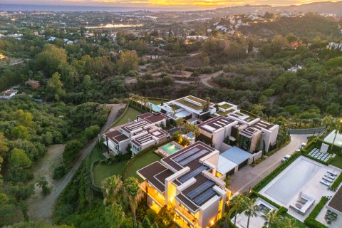 Huvila myytävänä Benahavis, Malaga, Espanja, 6 makuuhuonetta, 630 m2 No. 135466 - kuva 2