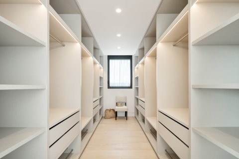 Huvila myytävänä Benahavis, Malaga, Espanja, 6 makuuhuonetta, 630 m2 No. 135466 - kuva 23
