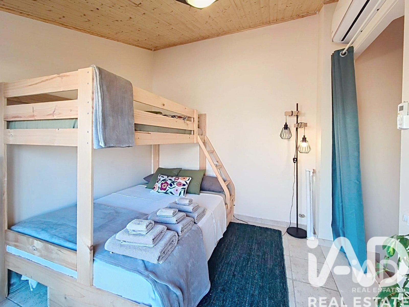 Duplex à Canet de Mar, Barcelona, Espagne 2 chambres, 96 m2 No. 173180