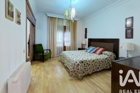 Huoneisto myytävänä Almagro, Ciudad Real, Espanja, 3 makuuhuonetta, 223 m2 No. 173183 - kuva 13