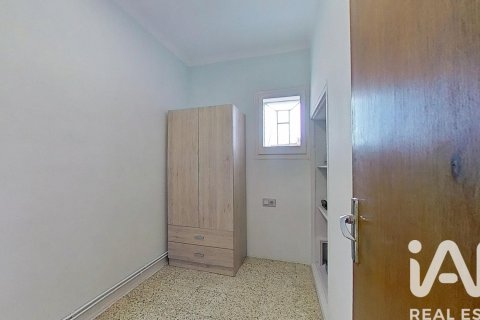 Hus till salu i Tàrrega, Lleida, Spanien 5 sovrum, 335 kvm. Nr. 173178 - foto 25