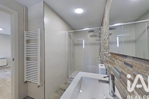 Hus till salu i Tàrrega, Lleida, Spanien 5 sovrum, 335 kvm. Nr. 173178 - foto 16