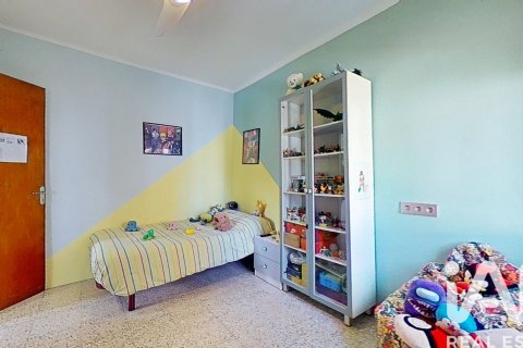 Hus till salu i Tàrrega, Lleida, Spanien 5 sovrum, 335 kvm. Nr. 173178 - foto 21
