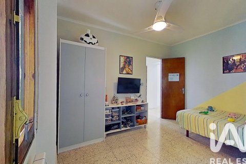 Hus till salu i Tàrrega, Lleida, Spanien 5 sovrum, 335 kvm. Nr. 173178 - foto 20