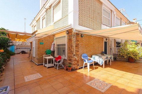 Bungalow for sale La Mata, Alicante, Spain 3 bedrooms, 90 sq.m. No. 71975 - photo 3