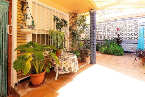 Bungalow for sale La Mata, Alicante, Spain 3 bedrooms, 90 sq.m. No. 71975 - photo 9