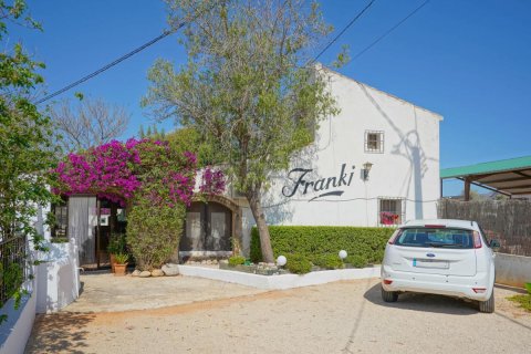Villa for sale Javea, Alicante, Spain 3 bedrooms, 157 sq.m. No. 113038 - photo 4