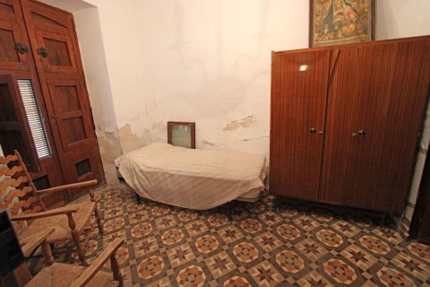 Townhouse for sale Orba, Alicante, Spain 6 bedrooms,  No. 113032 - photo 3