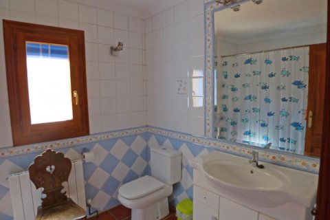 Huvila myytävänä Jalon, Alicante, Espanja, 10 makuuhuonetta,  No. 113031 - kuva 15