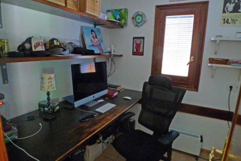 Huvila myytävänä Jalon, Alicante, Espanja, 10 makuuhuonetta,  No. 113031 - kuva 14
