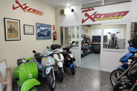 Liikekiinteistö myytävänä Sabadell, Barcelona, Espanja , 127 m2 No. 193830 - kuva 2