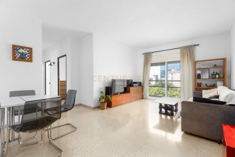 Apartment in Barcelona, Spain 4 bedrooms, 104 sq.m. No. 193826