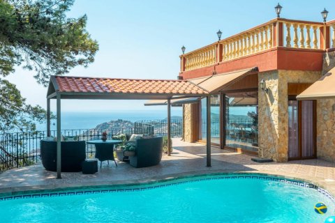 Продажа дома в Бегур, Герона, Испания 4 спальни,  №141185 - фото 2