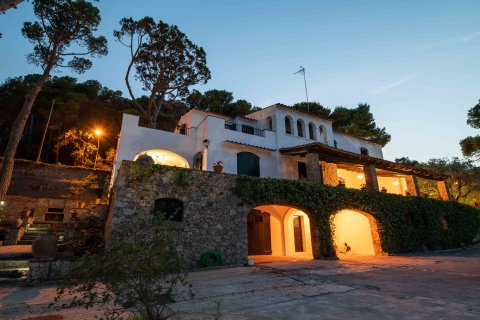 House zum Verkauf in Tamariu, Girona, Spanien 7 Schlafzimmer, Nr. 141183 - Foto 1