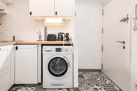Apartment for sale in Barcelona, Spain 2 bedrooms, 77 sq.m. No. 167980 - photo 10