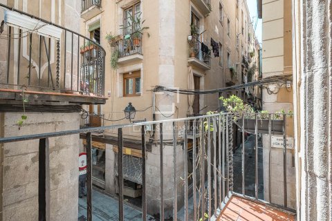 Lägenhet till salu i Barcelona, Spanien 2 sovrum, 77 kvm. Nr. 167980 - foto 29