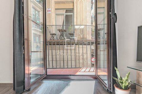 Apartment for sale in Barcelona, Spain 2 bedrooms, 77 sq.m. No. 167980 - photo 6