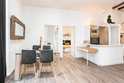 Apartment for sale in Barcelona, Spain 2 bedrooms, 77 sq.m. No. 167980 - photo 3