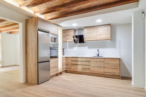 Apartment for sale in Barcelona, Spain 2 bedrooms, 88 sq.m. No. 167985 - photo 5