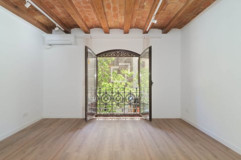 Apartment in Barcelona, Spain 2 bedrooms, 88 sq.m. No. 167985