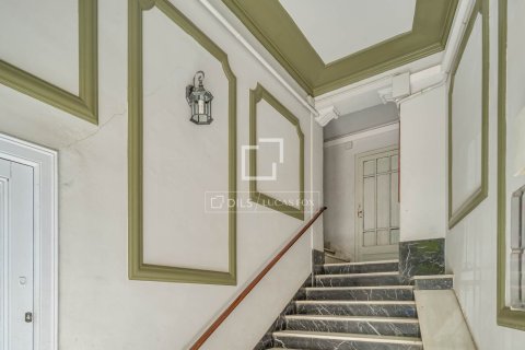 Apartment for sale in Barcelona, Spain 2 bedrooms, 88 sq.m. No. 167985 - photo 25