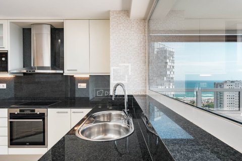Apartment for sale in Barcelona, Spain 3 bedrooms, 112 sq.m. No. 167986 - photo 16