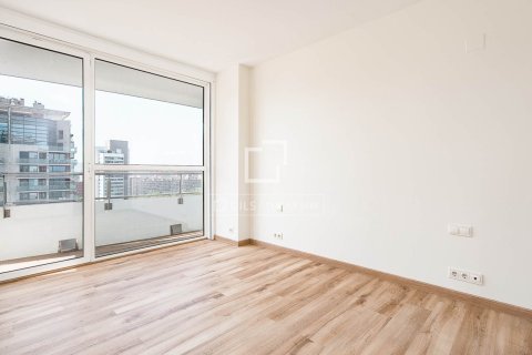 Apartment for sale in Barcelona, Spain 3 bedrooms, 112 sq.m. No. 167986 - photo 23