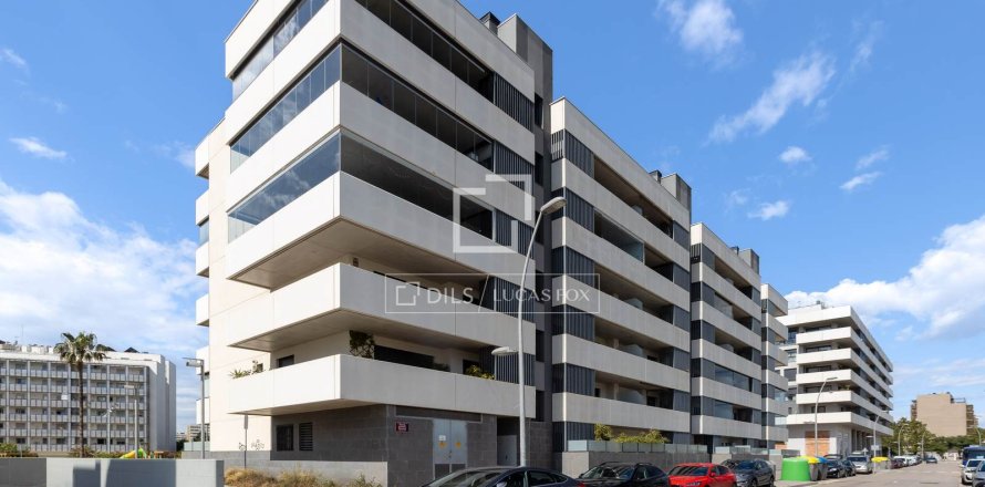 Penthouse à Barcelona, Espagne 3 chambres, 119 m2 No. 167983
