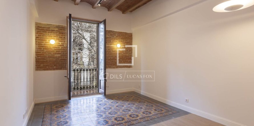 Apartment in Barcelona, Spain 2 bedrooms, 84 sq.m. No. 167981