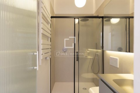 Apartment for sale in Barcelona, Spain 2 bedrooms, 84 sq.m. No. 167981 - photo 21