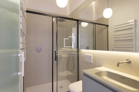 Apartment for sale in Barcelona, Spain 2 bedrooms, 84 sq.m. No. 167981 - photo 20