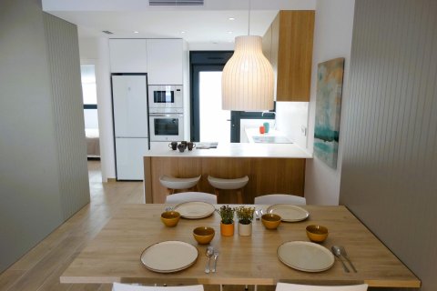 Bungalow till salu i Pilar de la Horadada, Alicante, Spanien 3 sovrum, 96 kvm. Nr. 171393 - foto 9
