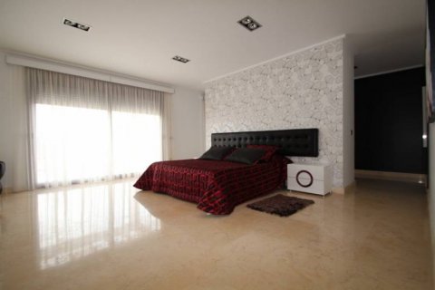 Huvila myytävänä Cabo Roig, Alicante, Espanja, 5 makuuhuonetta, 477 m2 No. 117071 - kuva 26