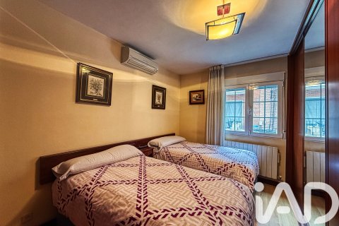 Apartment for sale in Madrid, Spain 2 bedrooms, 74 sq.m. No. 152496 - photo 9