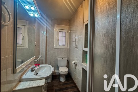 Apartment for sale in Madrid, Spain 2 bedrooms, 74 sq.m. No. 152496 - photo 23