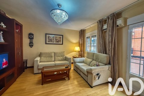 Apartment for sale in Madrid, Spain 2 bedrooms, 74 sq.m. No. 152496 - photo 30