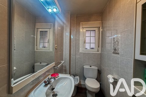 Apartment for sale in Madrid, Spain 2 bedrooms, 74 sq.m. No. 152496 - photo 24