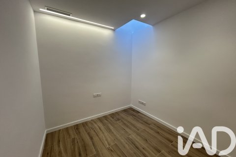 Dzīvoklis pārdošanā Sabadell, Barcelona, Spānijā 3 istabas, 96 m2 Nr. 152497 - attēls 7