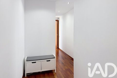 Kattohuoneisto myytävänä Vilanova i la Geltru, Barcelona, Espanja, 4 makuuhuonetta, 110 m2 No. 152498 - kuva 28