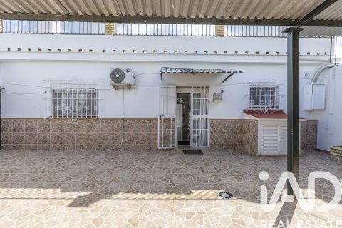 Villa pārdošanā Guillena, Seville, Spānijā 3 istabas, 153 m2 Nr. 152500 - attēls 14