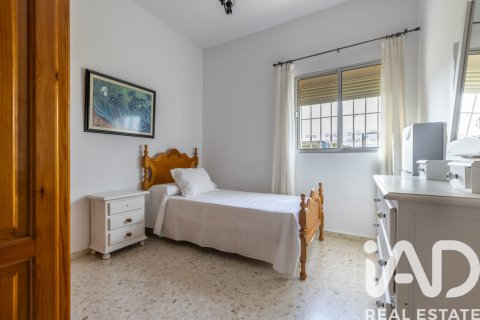 Villa pārdošanā Guillena, Seville, Spānijā 3 istabas, 153 m2 Nr. 152500 - attēls 12