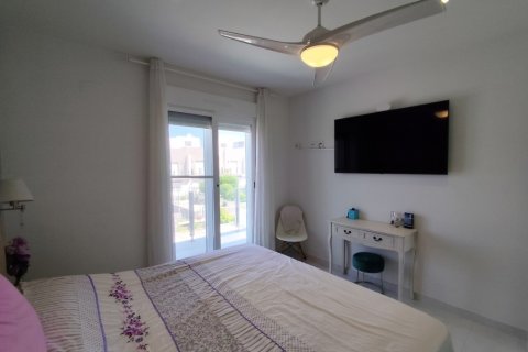Villetta a schiera in vendita a Torrevieja, Alicante, Spagna 4 camere da letto, 189 mq. N° 196173 - foto 18