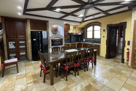 Casa adosada en venta en Torrevieja, Alicante, España 4 dormitorios, 542 m2 No. 151847 - foto 5