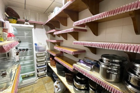 Casa adosada en venta en Torrevieja, Alicante, España 4 dormitorios, 542 m2 No. 151847 - foto 8