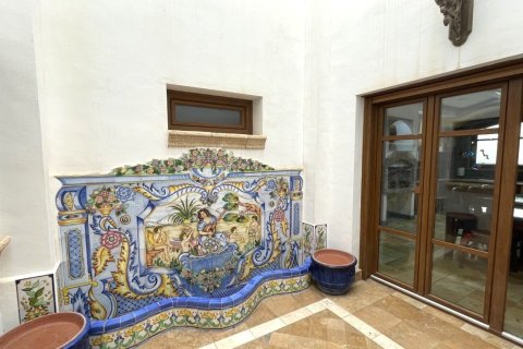 Casa adosada en venta en Torrevieja, Alicante, España 4 dormitorios, 542 m2 No. 151847 - foto 7